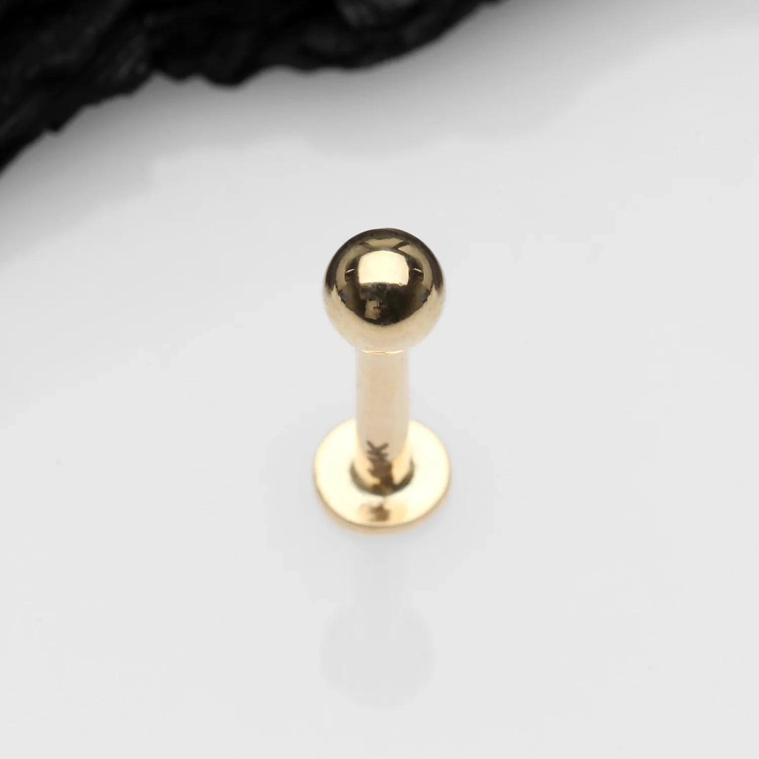 14 Karat Gold Ball Top Flat Back Stud Labret - Image 2