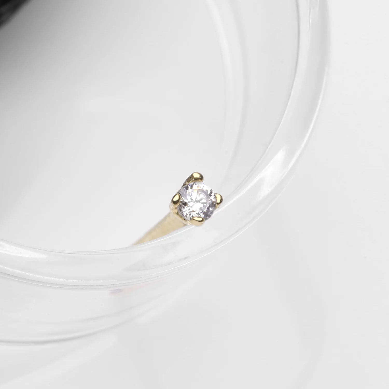 14 Karat Gold Prong Set Round Gem Nose Stud Ring - Image 2