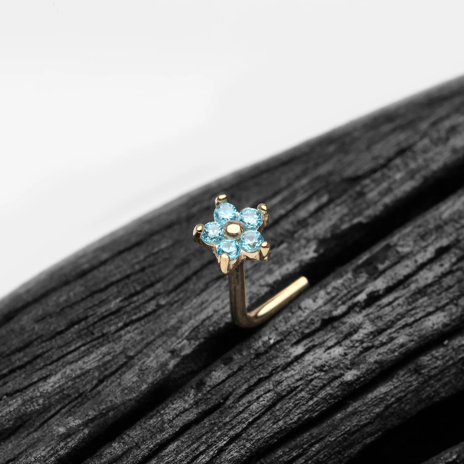 14 Karat Gold Spring Flower Sparkle L-Shaped Nose Ring - Image 2