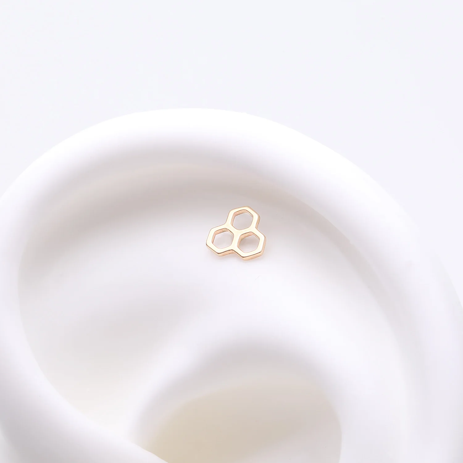 14 Karat Gold OneFit Threadless Honeycomb Top Part - Image 2
