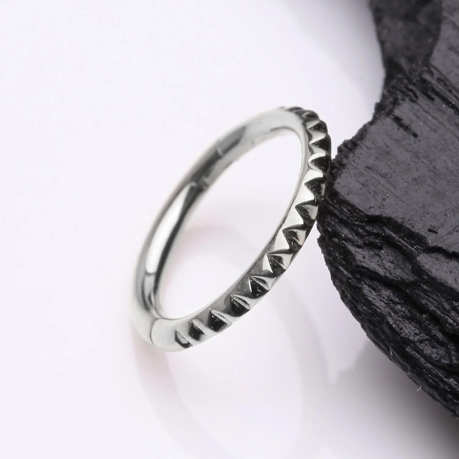 14 Karat White Gold Pyramid Studded Geometric Seamless Clicker Hoop Ring - Image 2