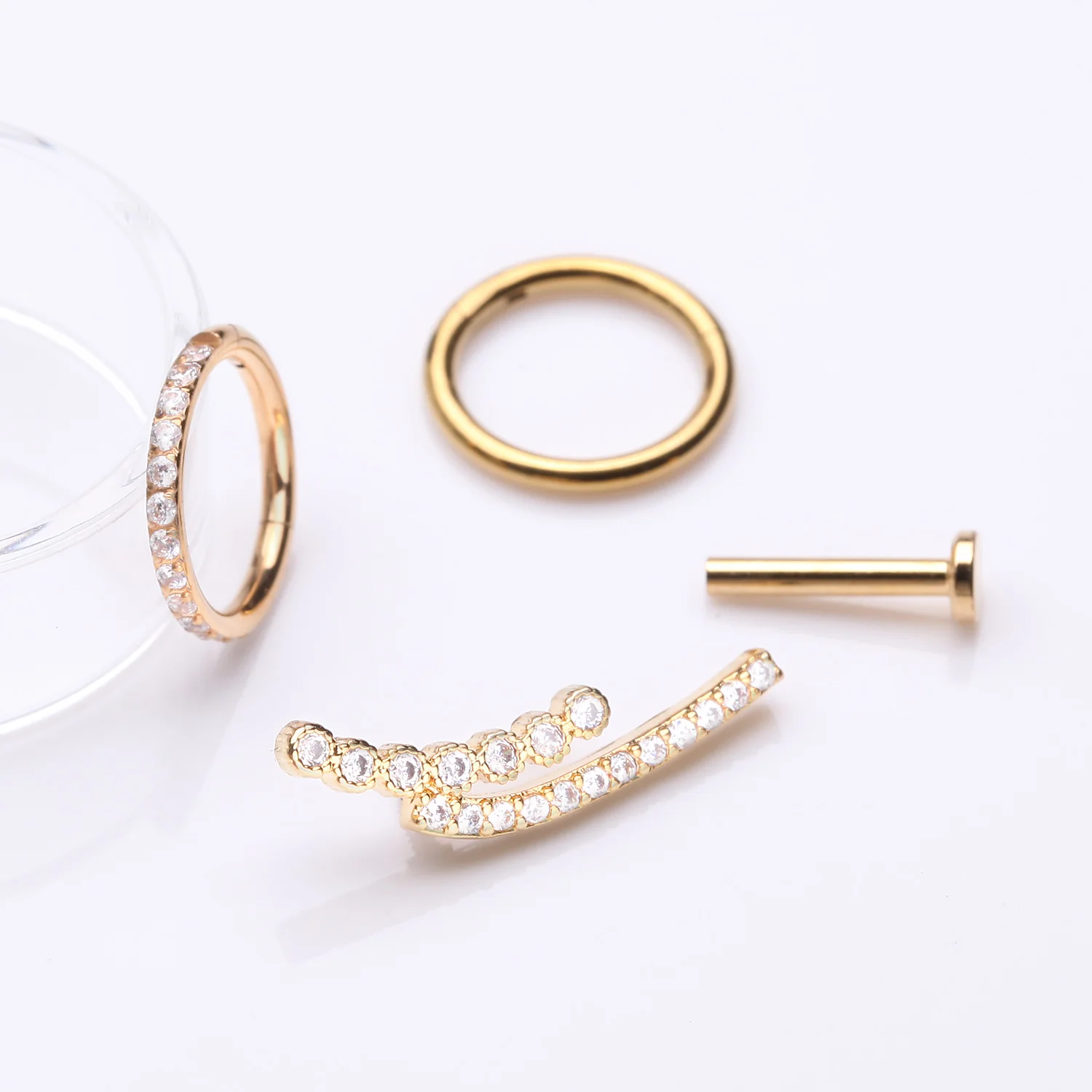 3 Pcs of Assorted Everyday Golden Curvature Sparkle Lined Stud x Clicker Package - Image 2