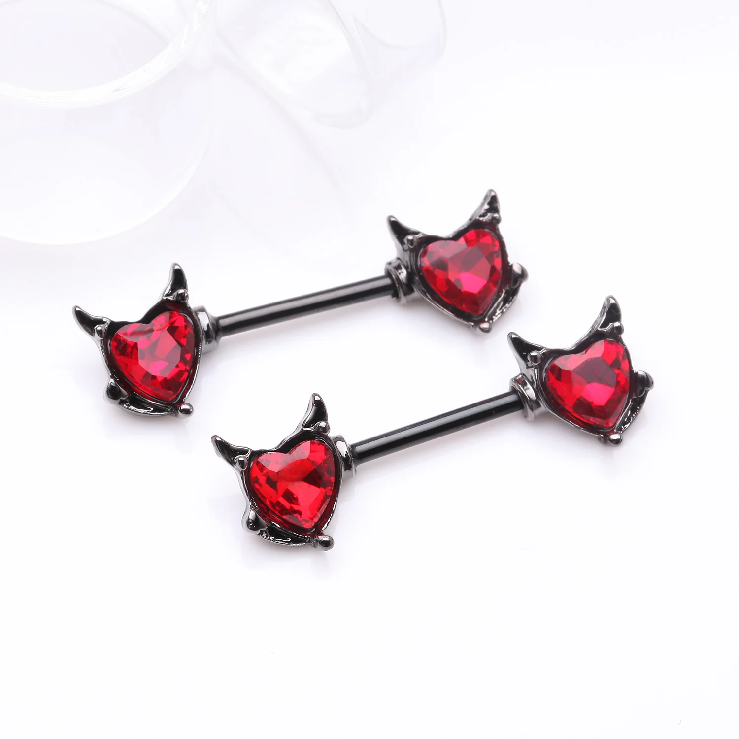 A Pair of Blackline Devil Heart Sparkle Nipple Barbell - Image 2