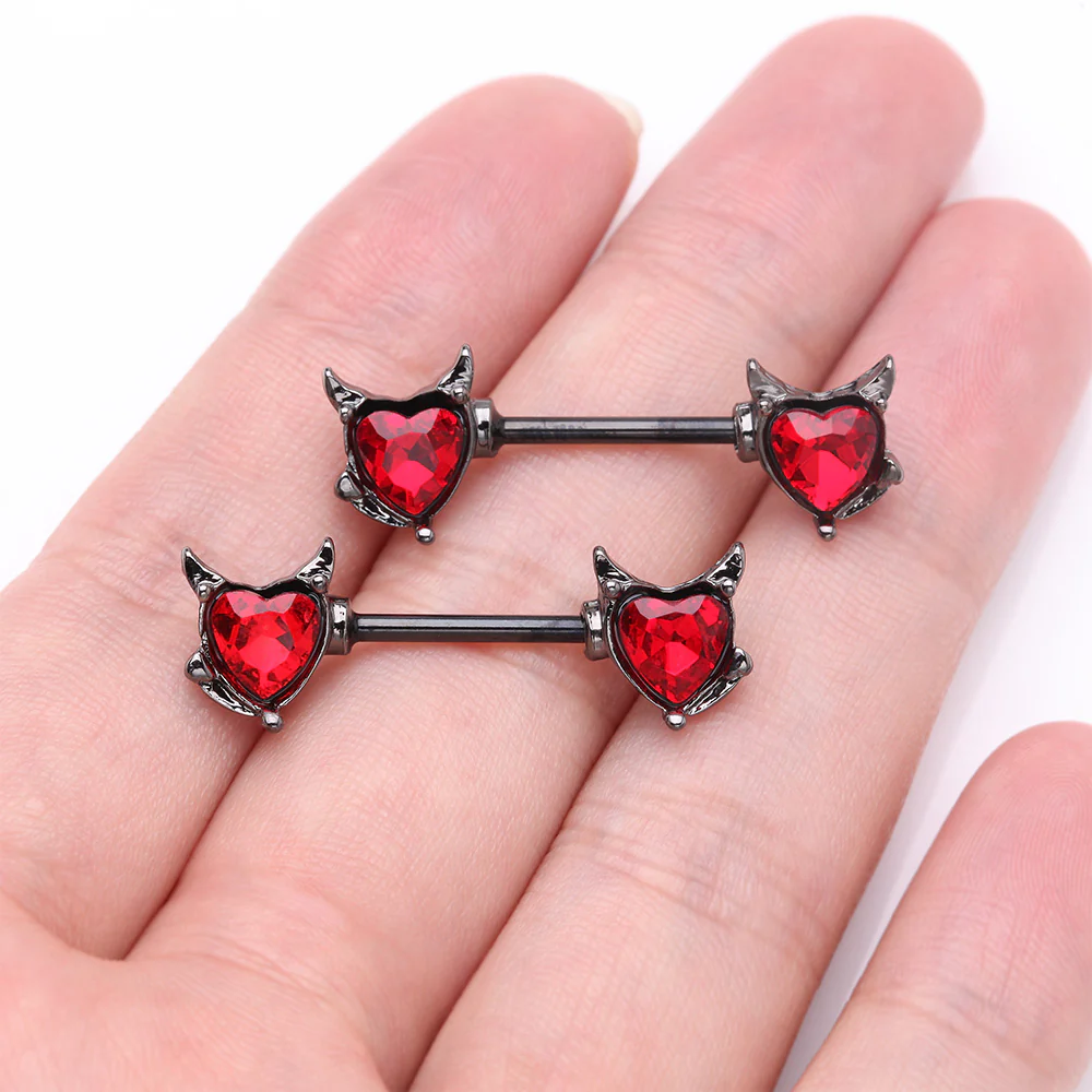A Pair of Blackline Devil Heart Sparkle Nipple Barbell - Image 3