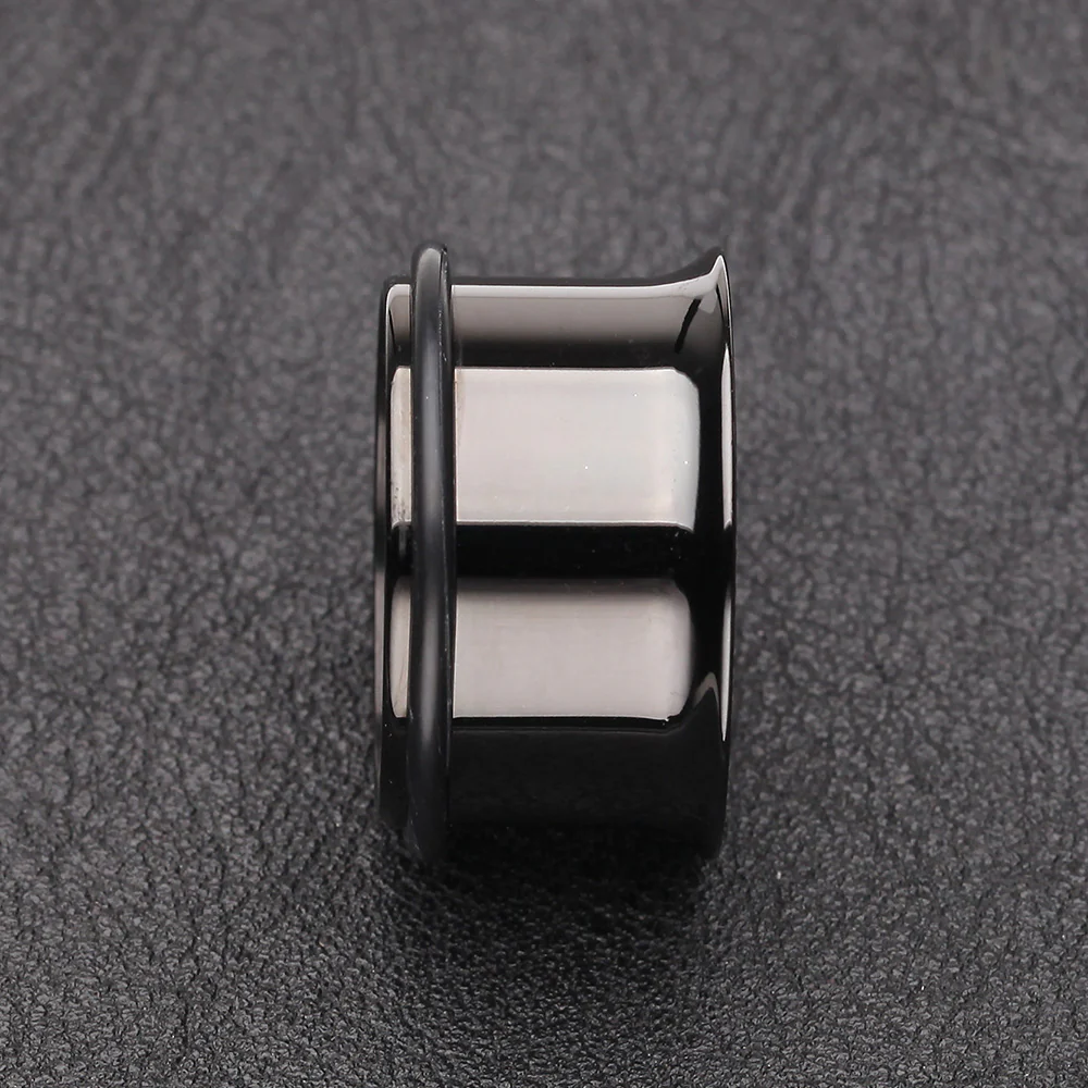 A Pair of Blackline Steel Single Flared Ear Gauge Tunnel Plug - Image 3