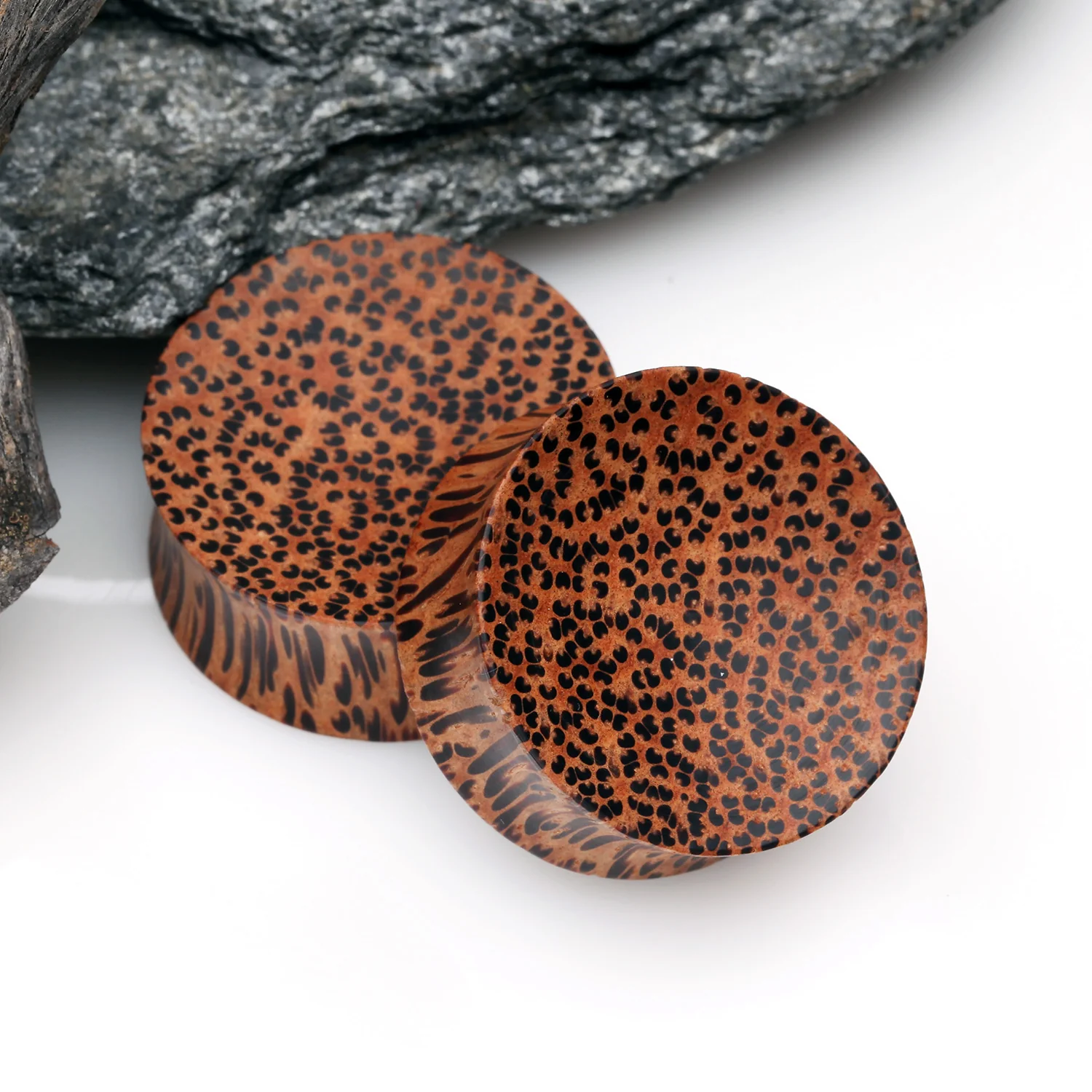 A Pair of Concave Coconut Wood Double Flared Plug - Image 2