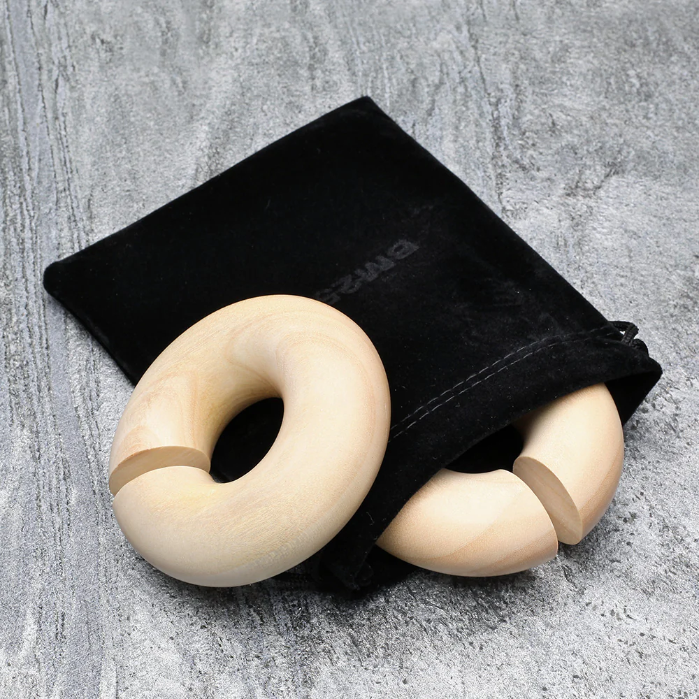 A Pair of Crocodile Wood Hoop Hanger Plug - Image 5
