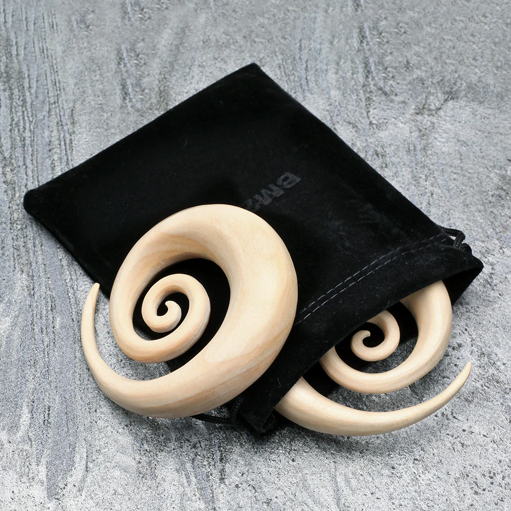 A Pair of Crocodile Wood Super Spiral Hanger Plug - Image 5
