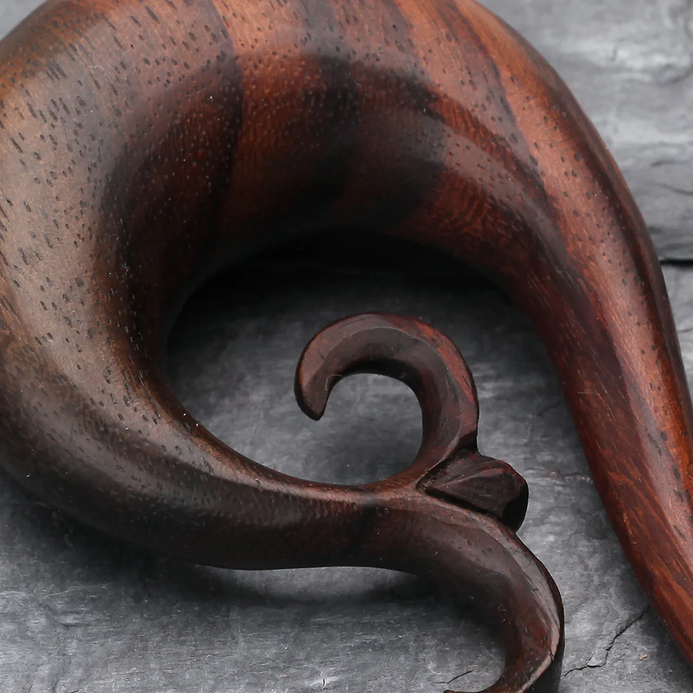 A Pair of Devil's horn Organic Sono Wood Ear Gauge Taper Hanger - Image 3
