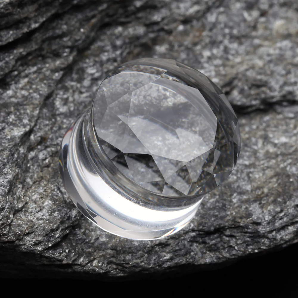 A Pair of Faceted Pyrex Glass Gem Double Flared Ear Gauge Plug - Image 3