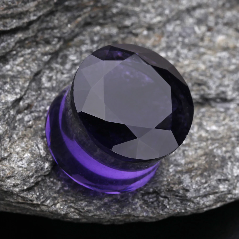 A Pair of Faceted Pyrex Glass Gem Double Flared Ear Gauge Plug - Image 3
