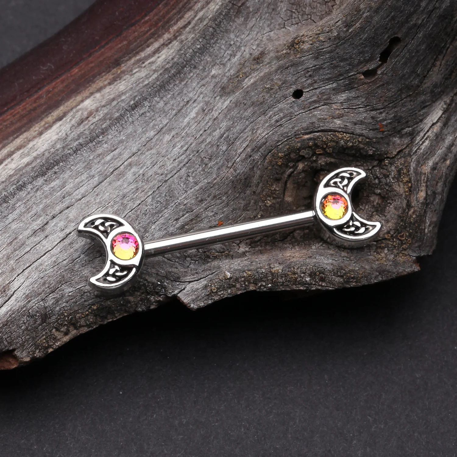 A Pair of Filigree Crescent Moon Sparkle Nipple Barbell - Image 2