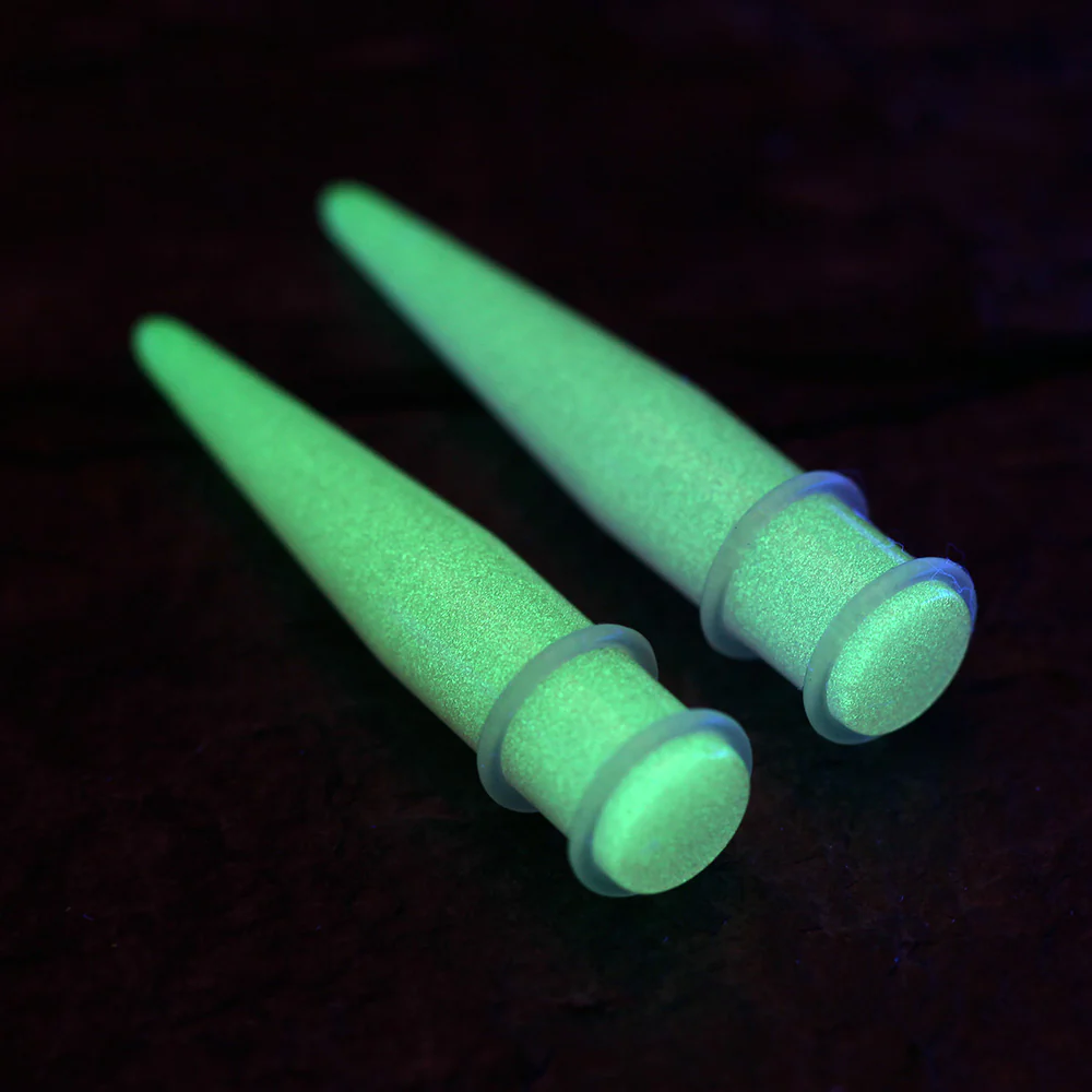 A Pair of Glow in the Dark Taper - Image 3