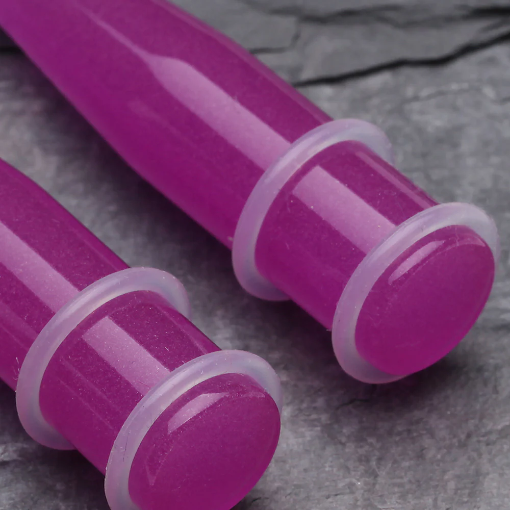 A Pair of Glow in the Dark Taper - Image 4