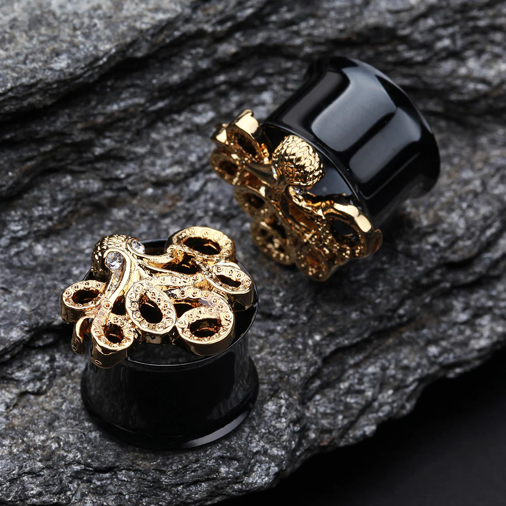 A Pair of Golden Evil Octopus Ear Gauge Steel Tunnel Plug - Image 3