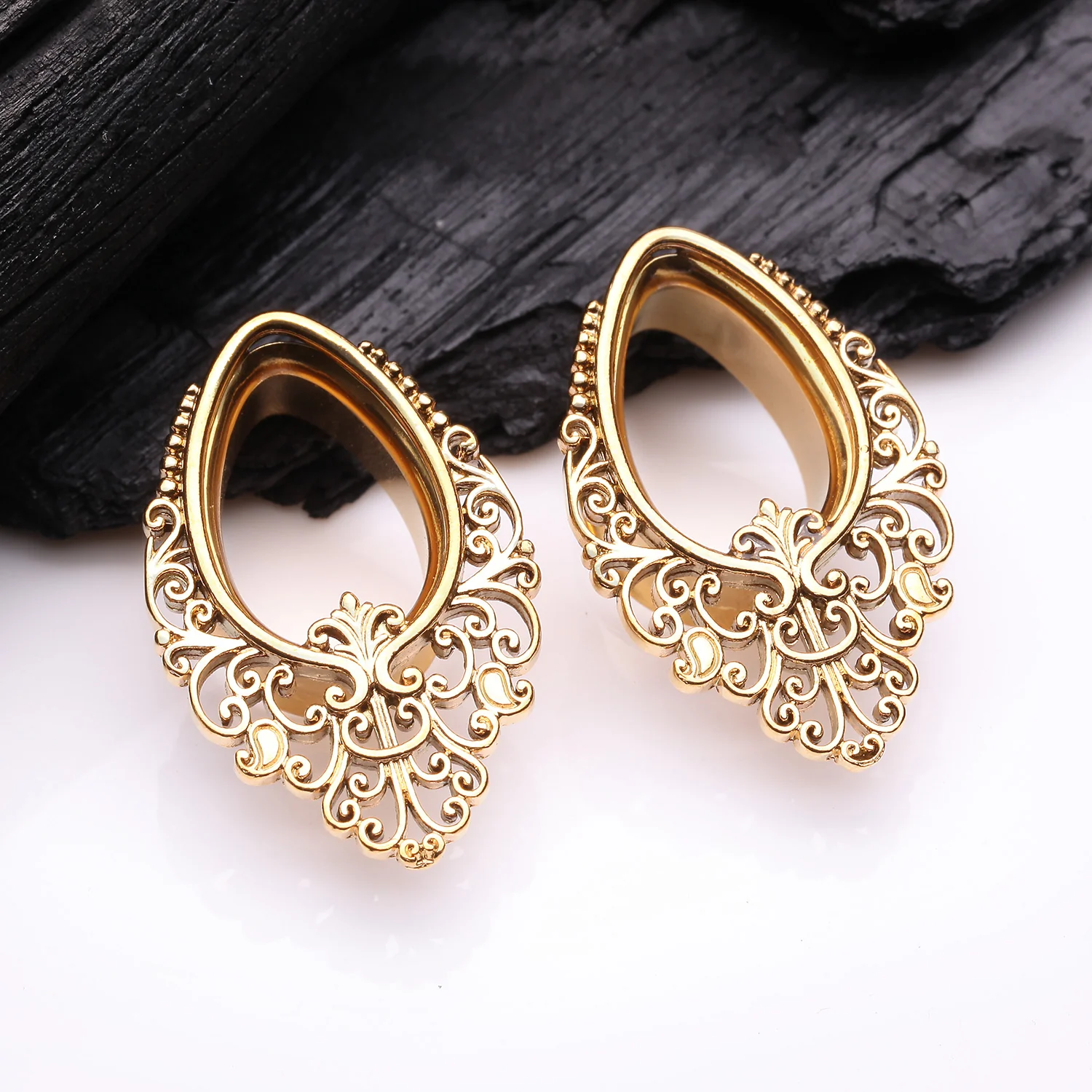 A Pair of Golden Majestic Filigree Teardrop Steel Double Flared Tunnel Plug - Image 2
