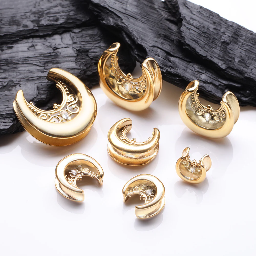 A Pair of Golden Royal Filigree Sparkle Saddle Spreader Steel Double Flared Plug - Image 3