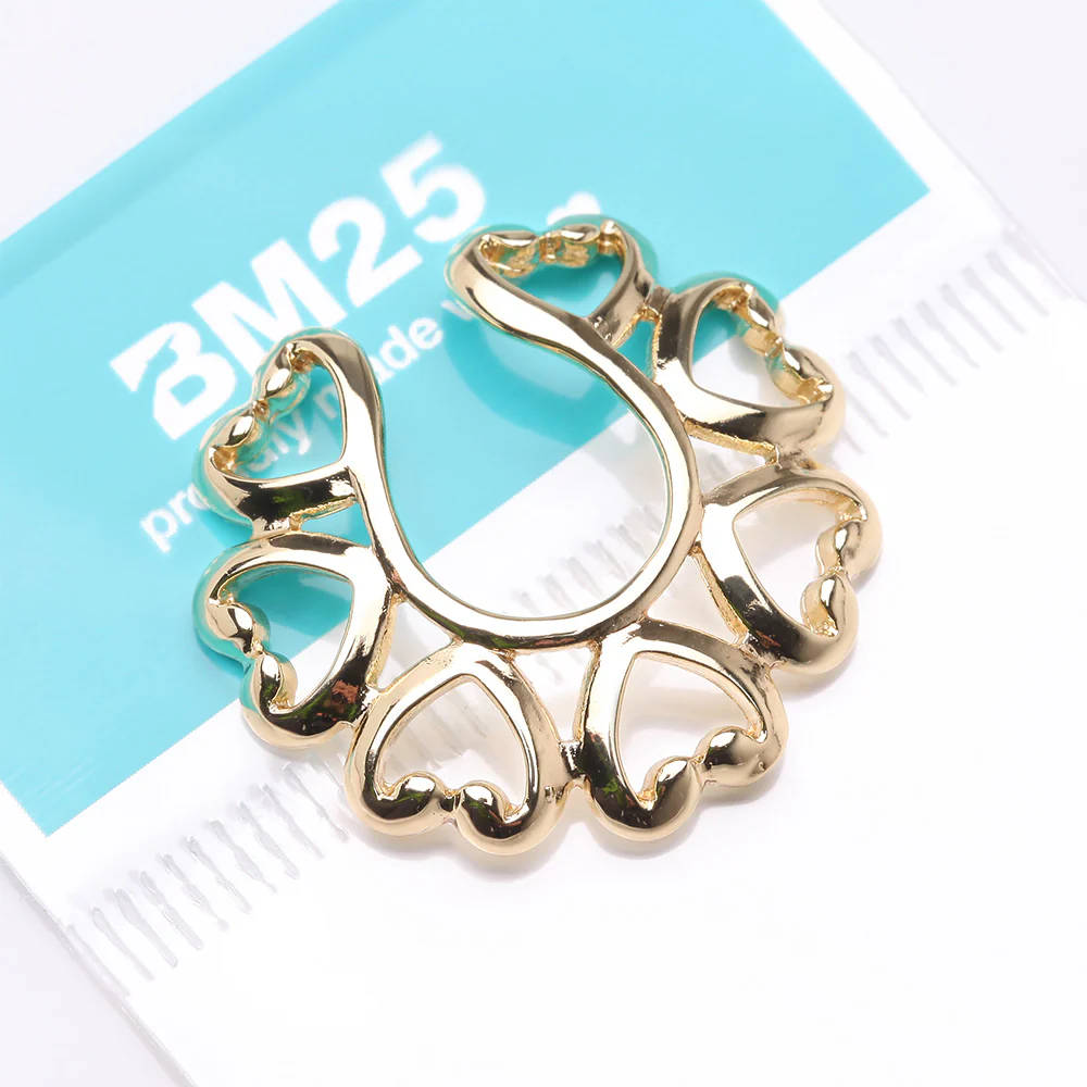 A Pair of Golden Vintage Hearts Clip On Non-Piercing Nipple Shield Ring - Image 4