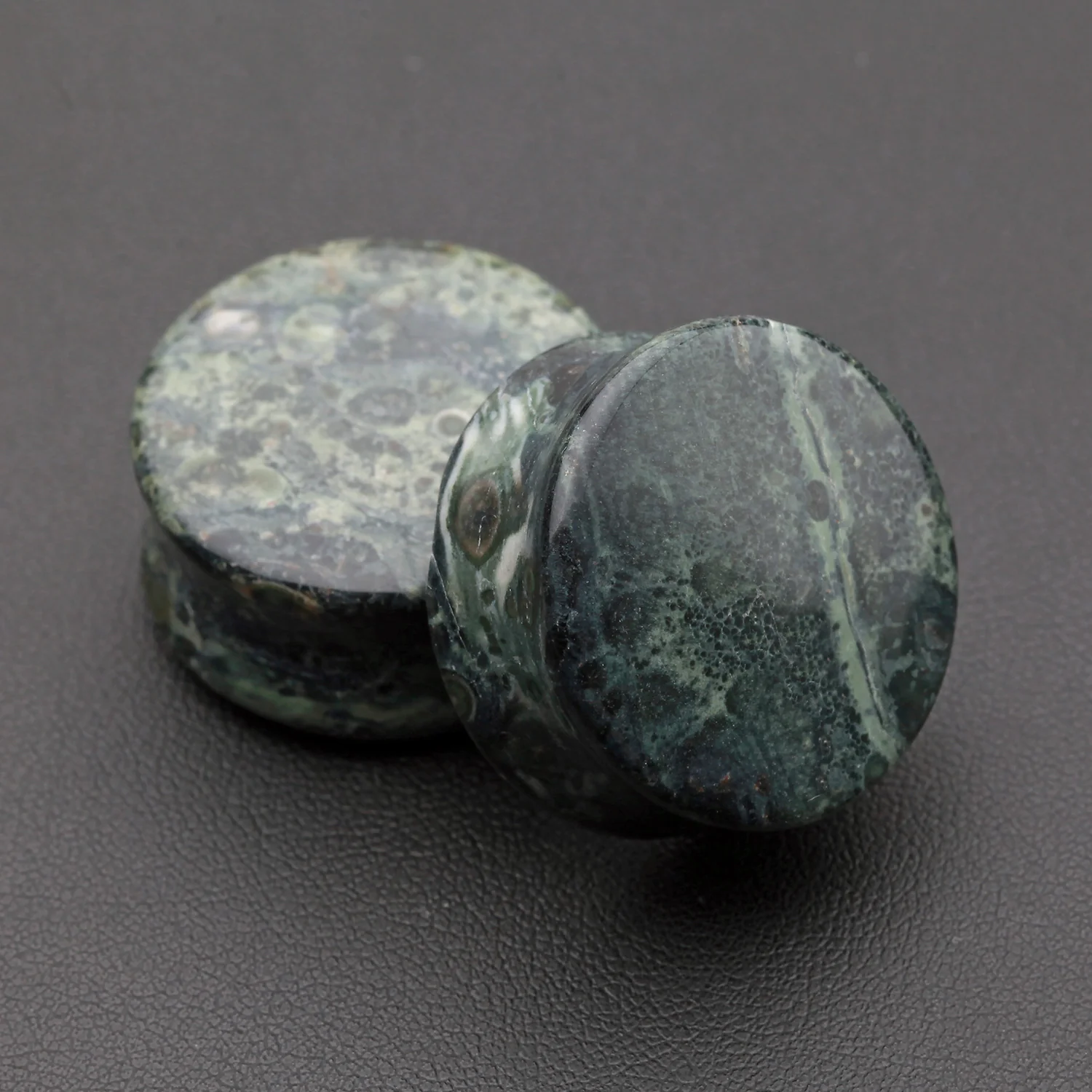 A Pair of Green Eye Jasper Stone Double Flared Ear Gauge Plug - Image 2