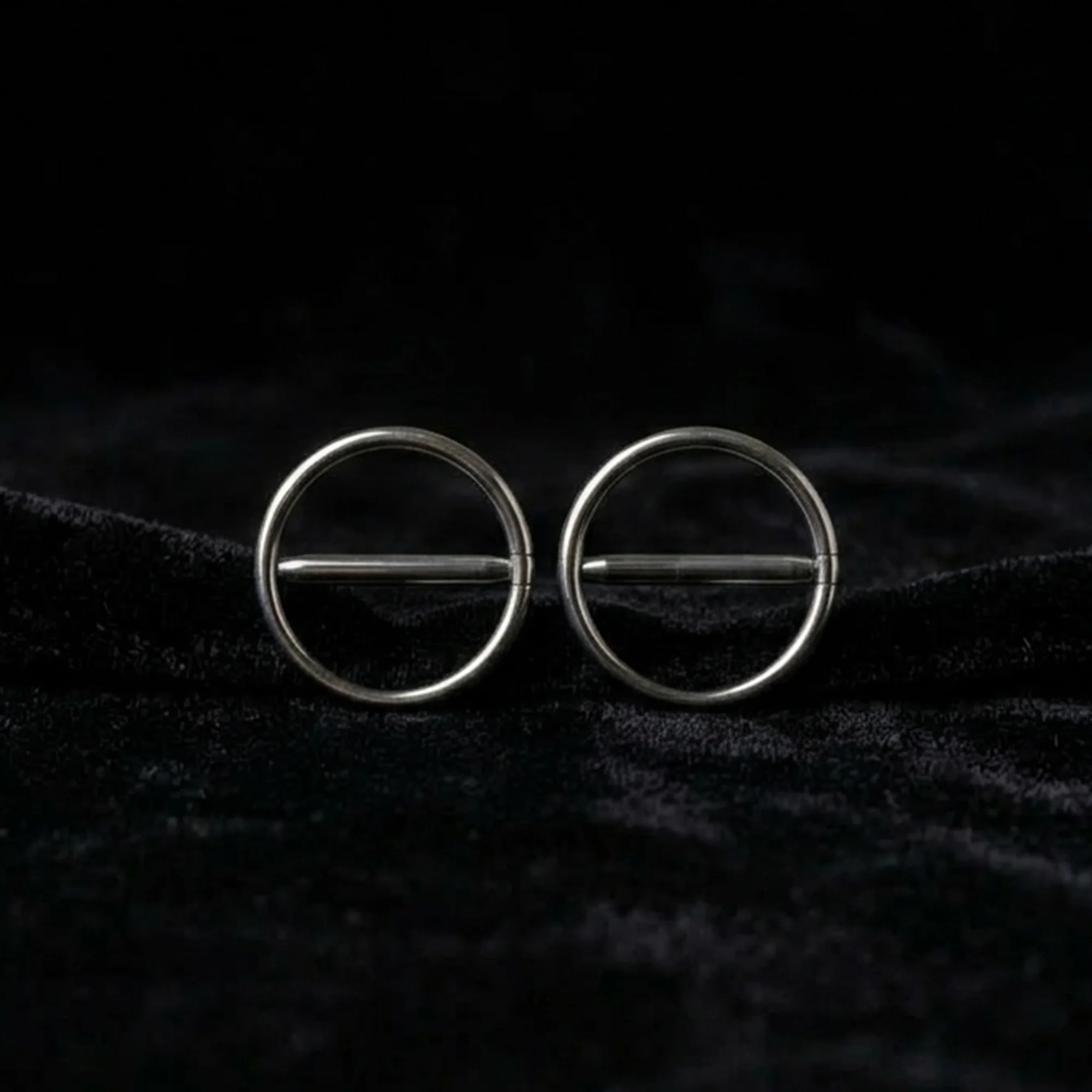 A Pair of Implant Grade Titanium Basic Hoop Nipple Clicker - Image 3