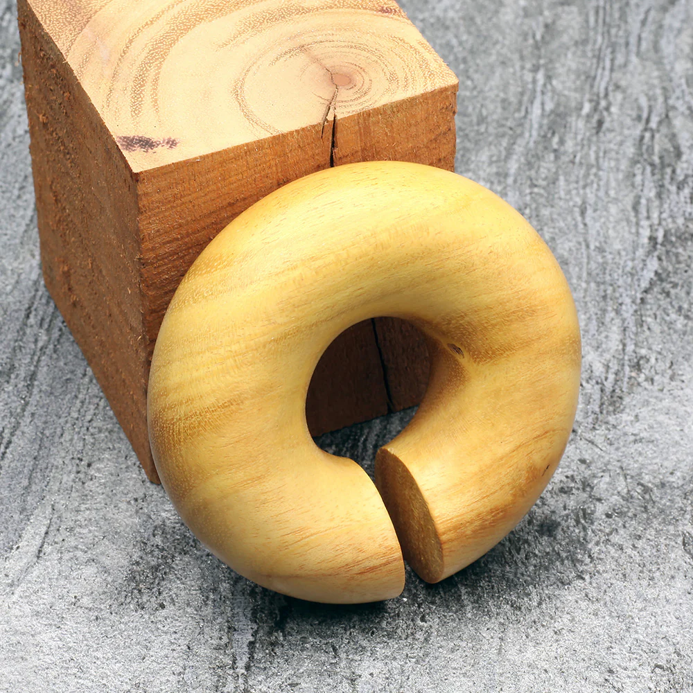 A Pair of Jackfruit Wood Hoop Hanger Plug - Image 4