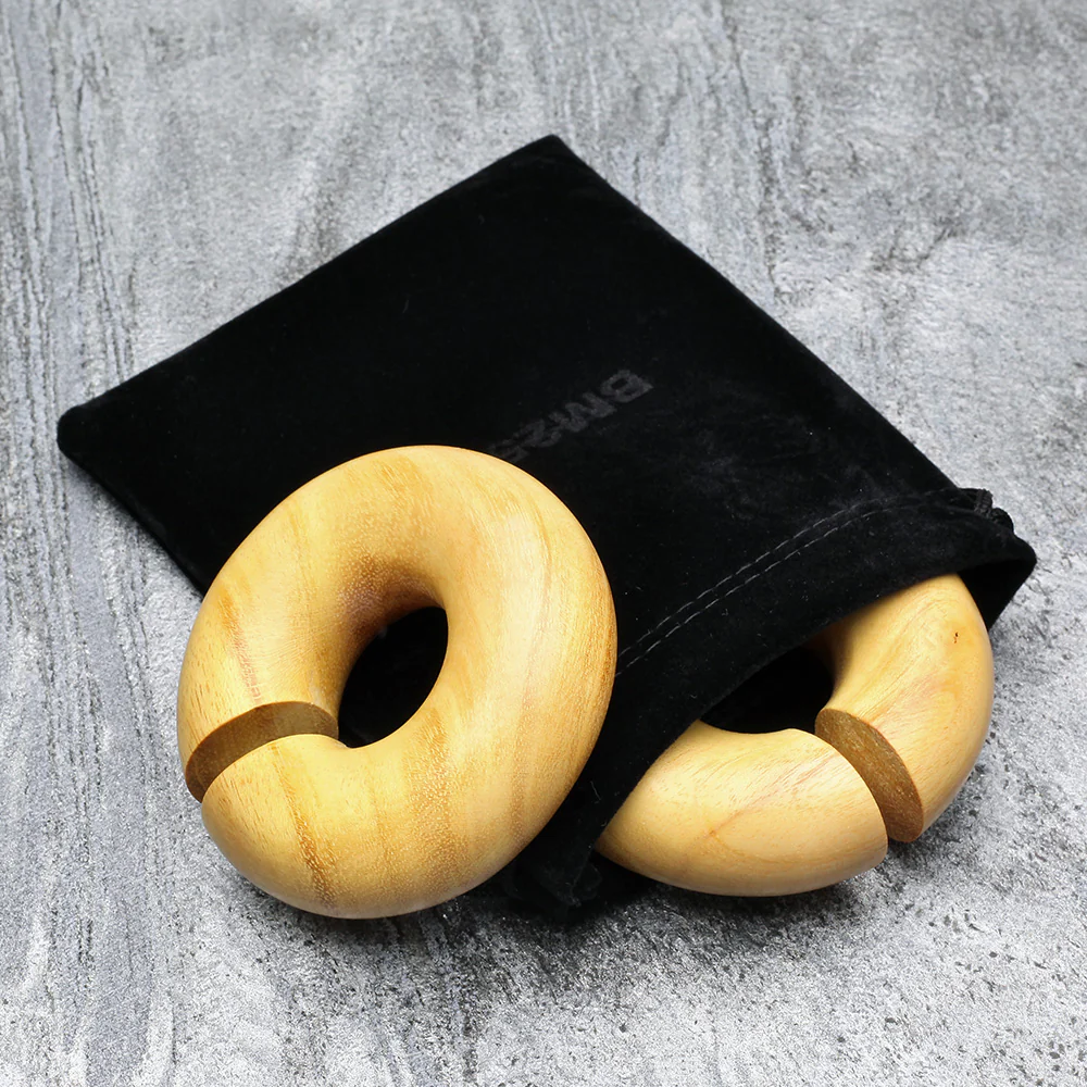 A Pair of Jackfruit Wood Hoop Hanger Plug - Image 5