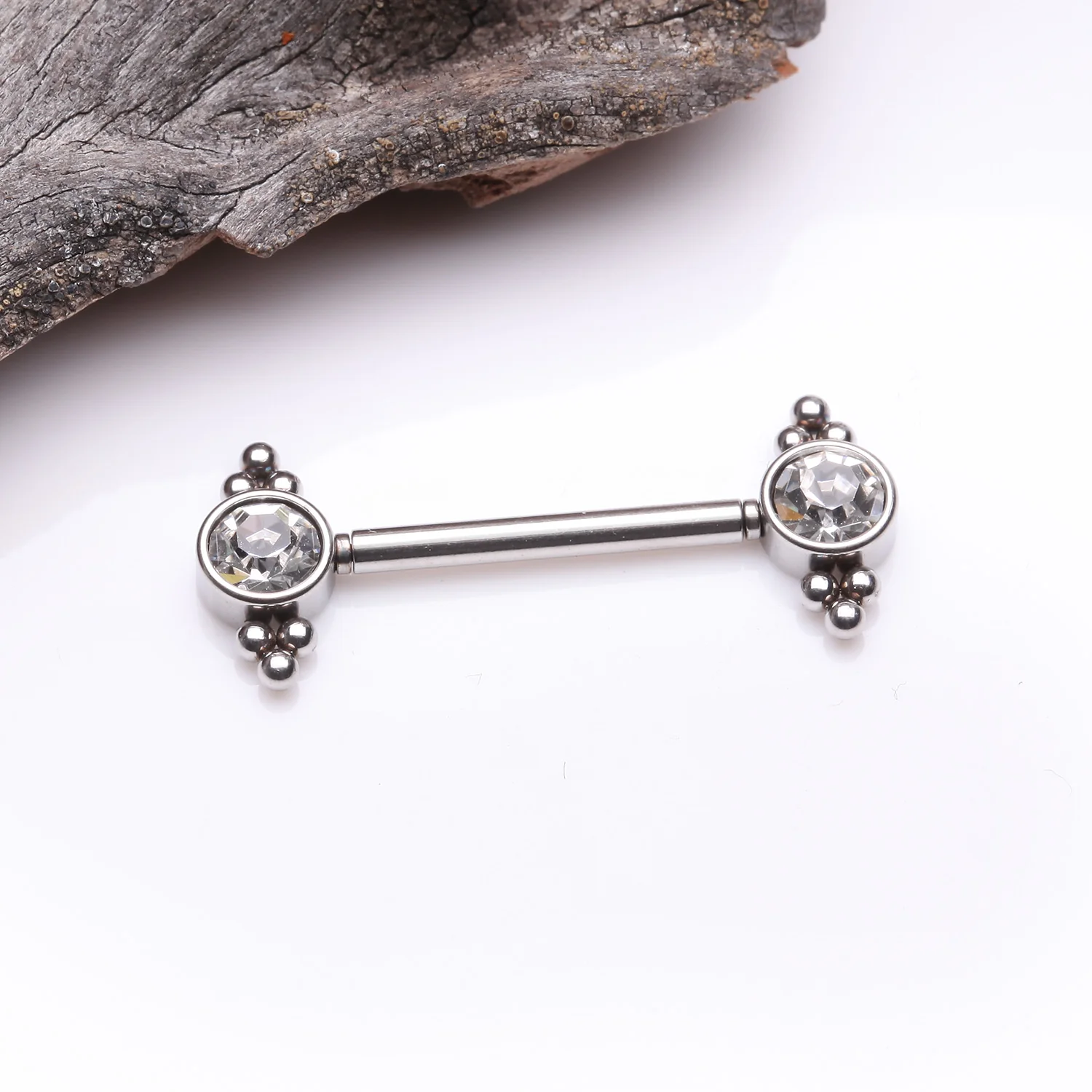 A Pair of Majestic Bali Beads Sparkle Threadless Nipple Barbell - Image 2