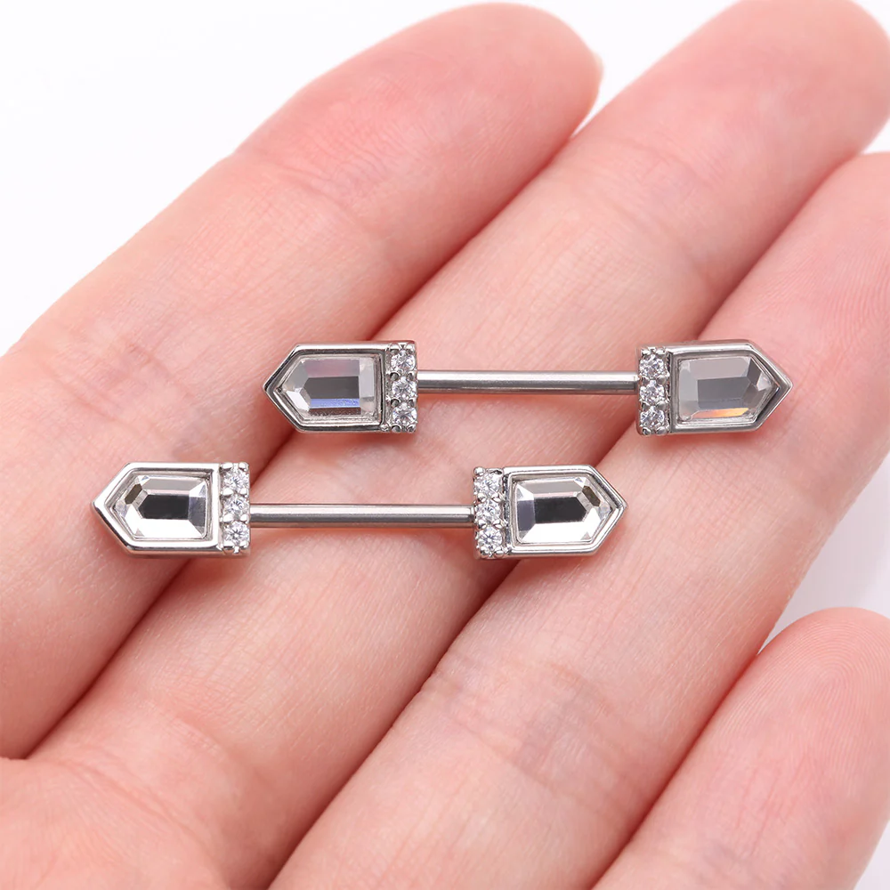 A Pair of Majestic Sparkle Point Nipple Barbell - Image 3