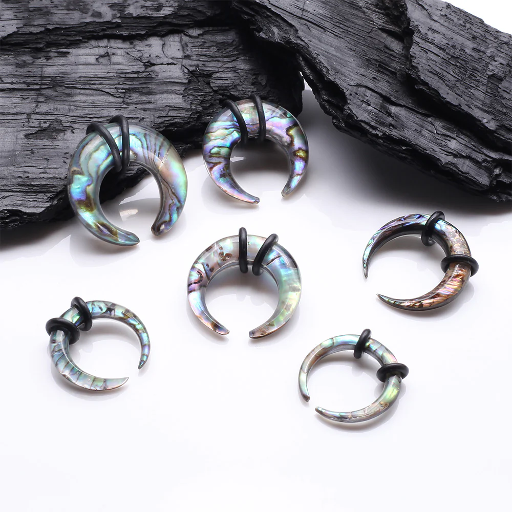 A Pair of Organic Abalone Shell Buffalo Pincher Hanging Taper with O-Rings - Image 3