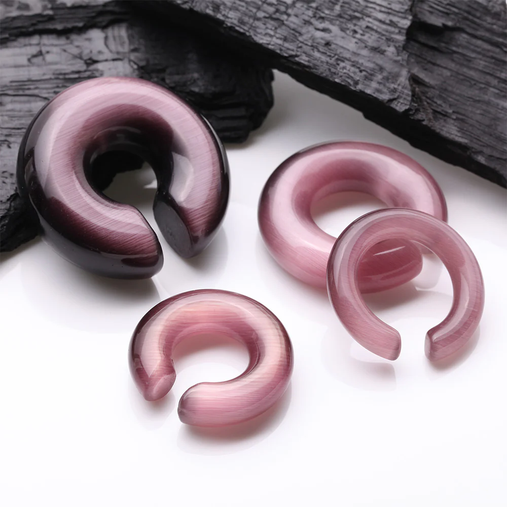 A Pair of Purple Cat Eye Stone Hoop Hanger Plug - Image 3