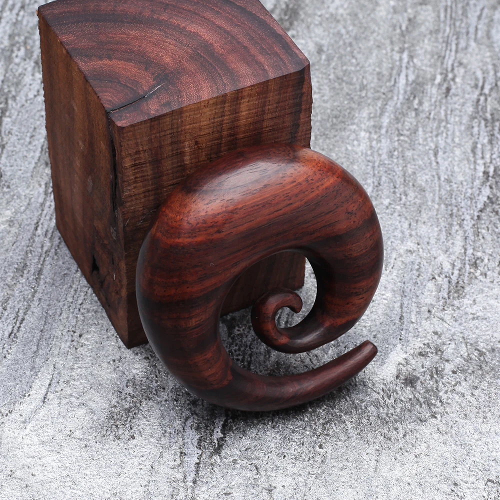 A Pair of Rosewood Spiral Hanger Plug - Image 4