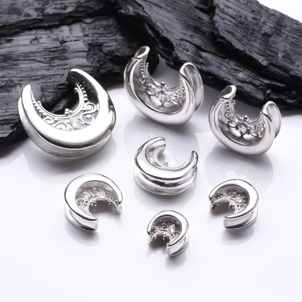 A Pair of Royal Filigree Sparkle Saddle Spreader Steel Double Flared Plug - Image 3