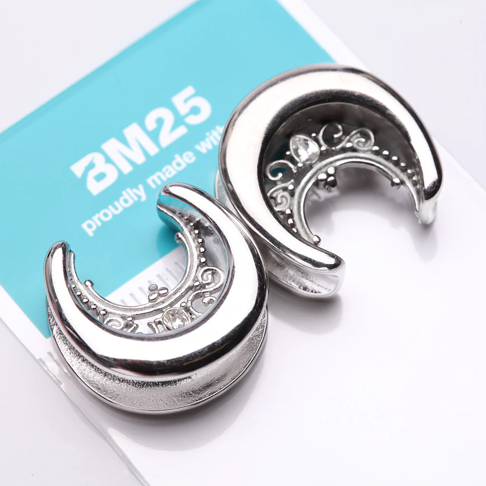 A Pair of Royal Filigree Sparkle Saddle Spreader Steel Double Flared Plug - Image 4