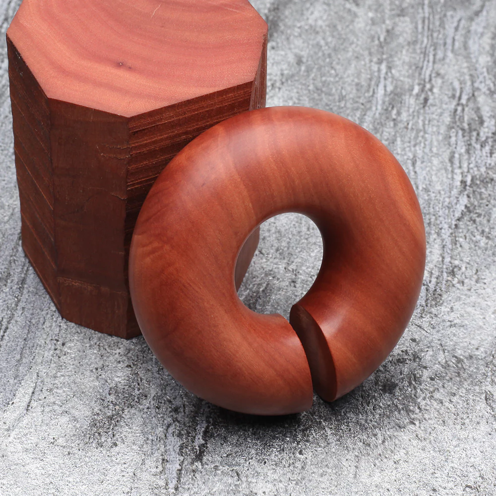 A Pair of Sabo Wood Hoop Hanger Plug - Image 4