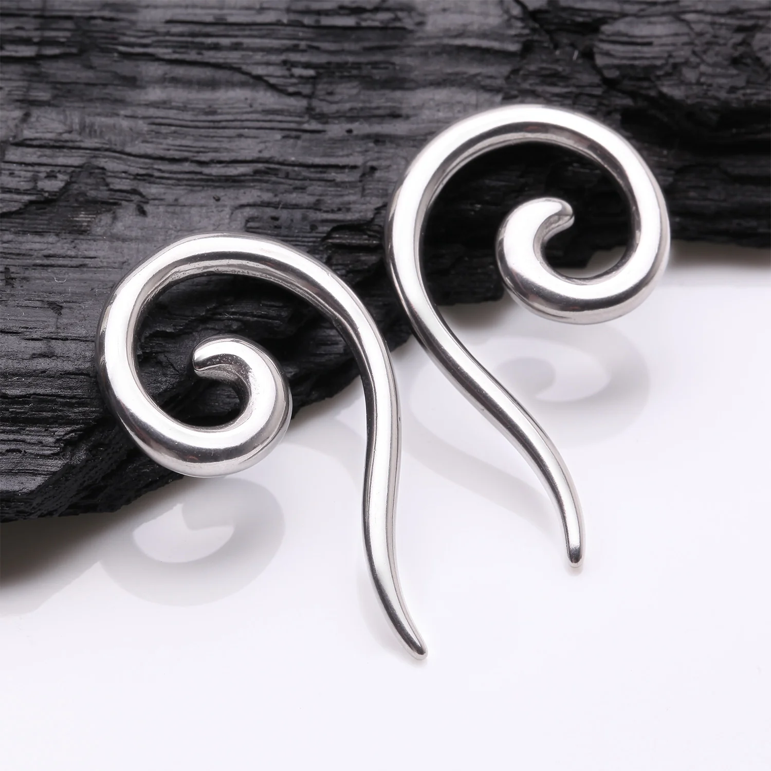 A Pair of Steel Spiral Tail Ear Weight Hanger Plug - Image 2