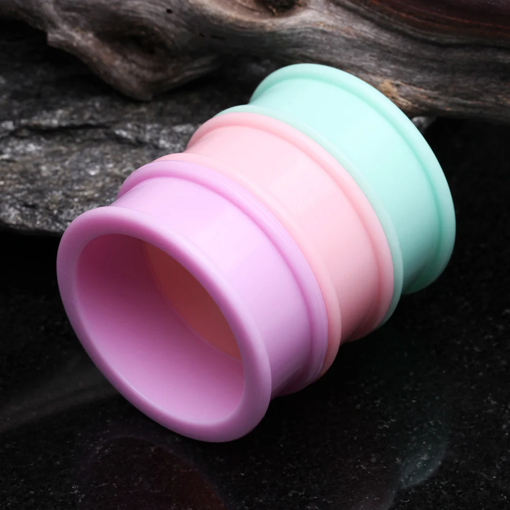 A Pair Of Supersize Soft Pastel Silicone Double Flared Tunnel Plug - Image 4