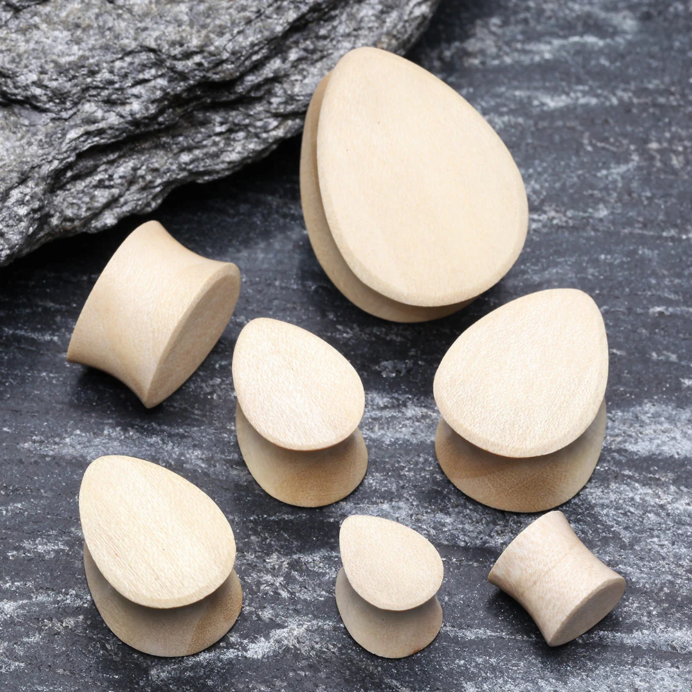 A Pair of Teardrop Crocodile Wood Double Flared Plug - Image 3