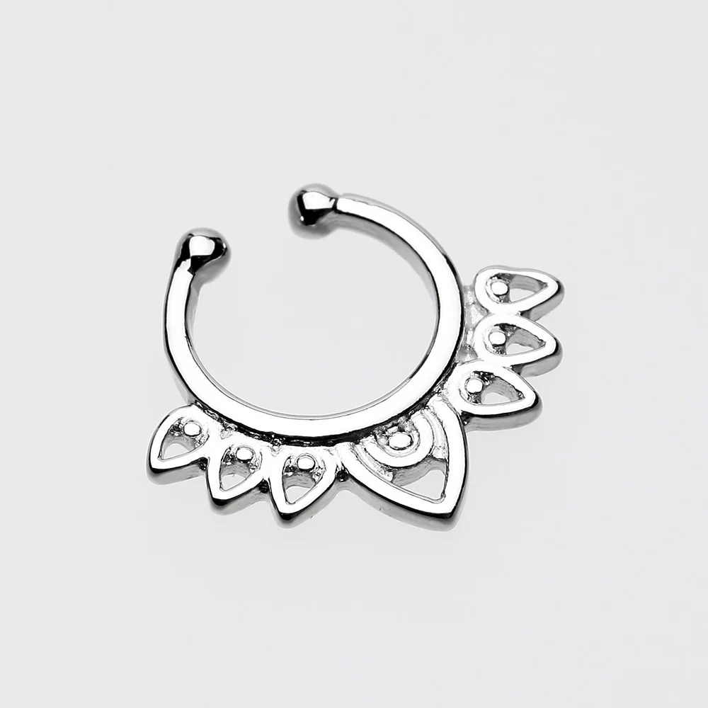 Acerose Filigree Fake Septum Clip-On Ring - Image 3