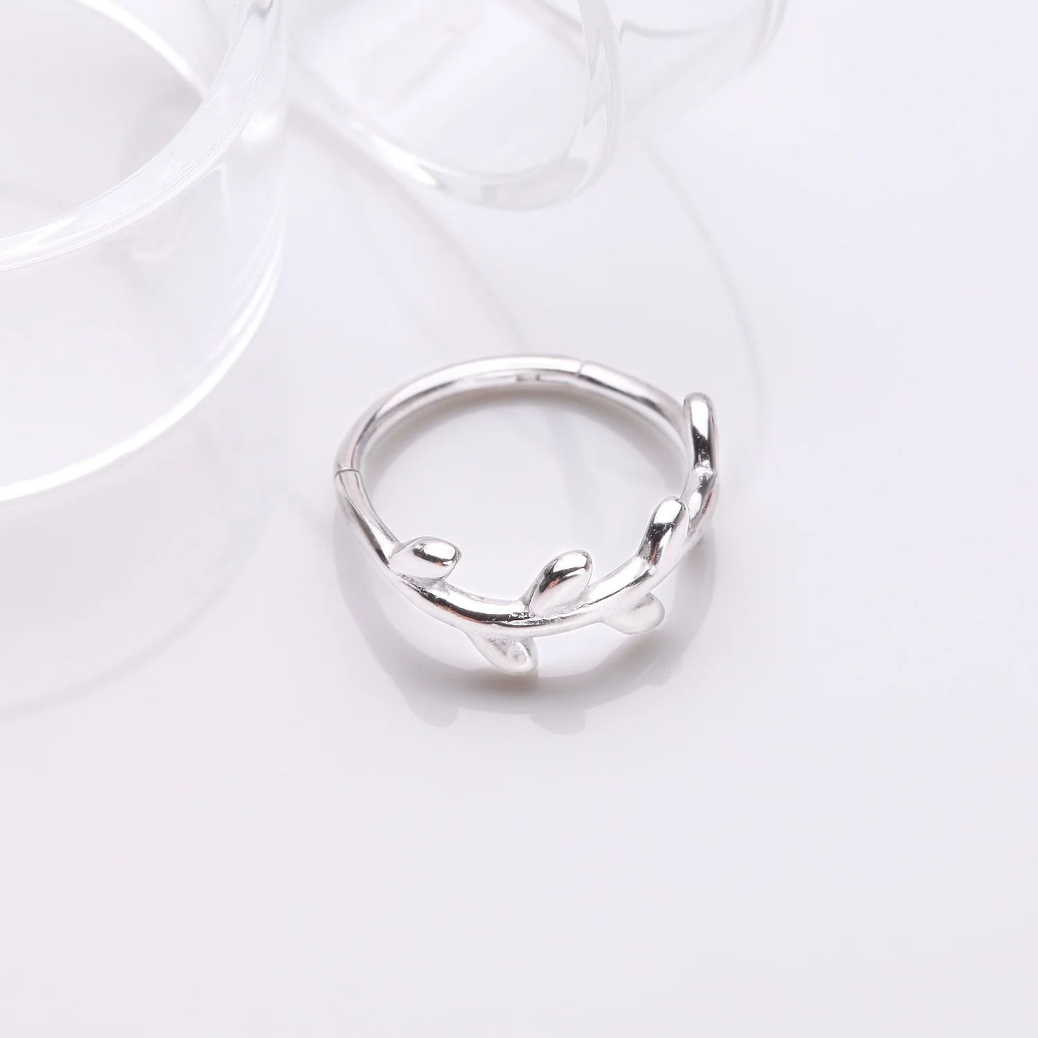 Adorable Leaflet Wreath Steel Clicker Hoop Ring - Image 2