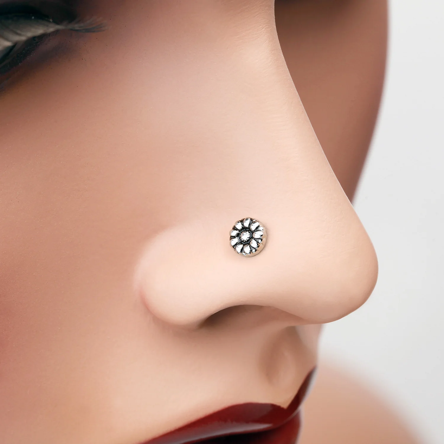 Antique Daisy Nose Stud Ring - Image 2