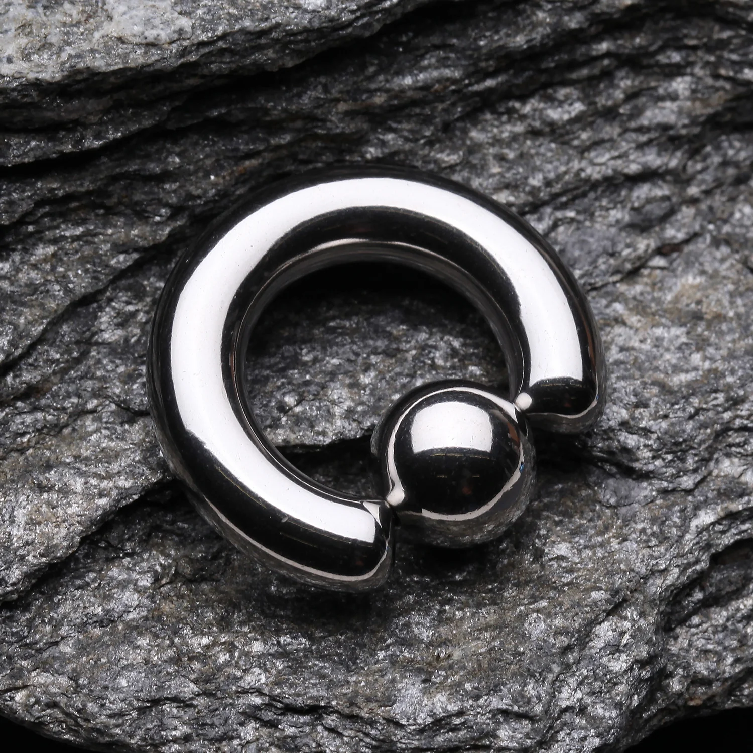 Basic Steel Captive Bead Ring - Image 2