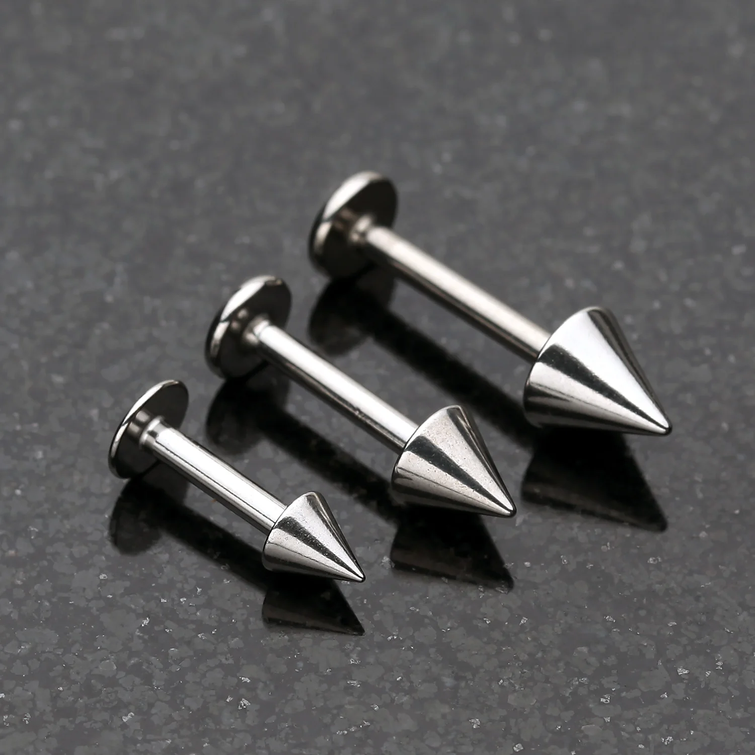 Basic Steel Spike Top Labret - Image 2
