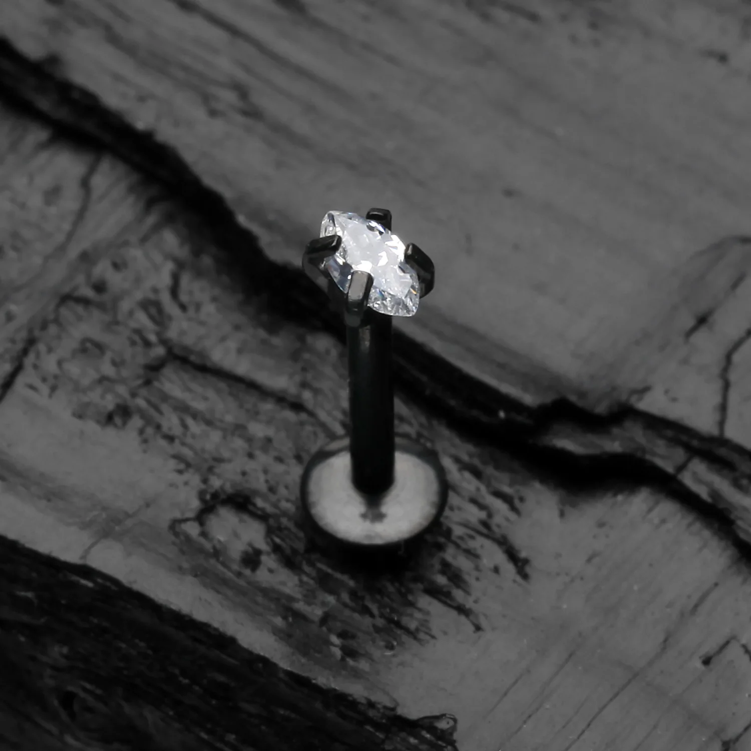 Blackline Marquise Sparkle Prong Set Gem Top Internally Threaded Steel Labret - Image 2
