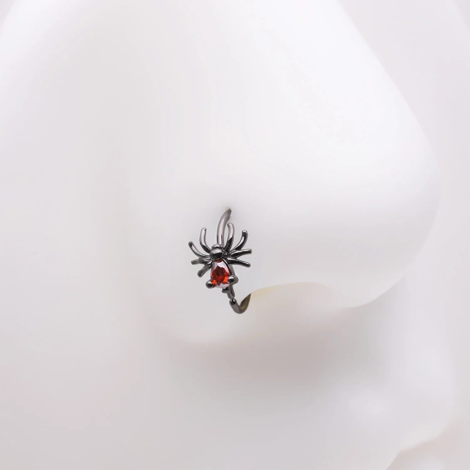 Blackline Spider Sparkle Bendable Hoop Ring - Image 2