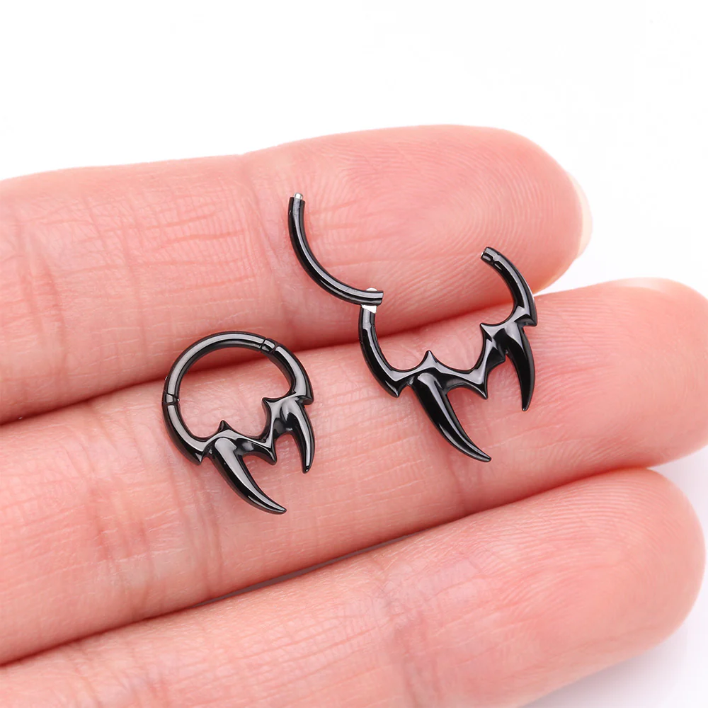 Blackline Tribal Inspired Vicious Fangs Clicker Hoop Ring - Image 4