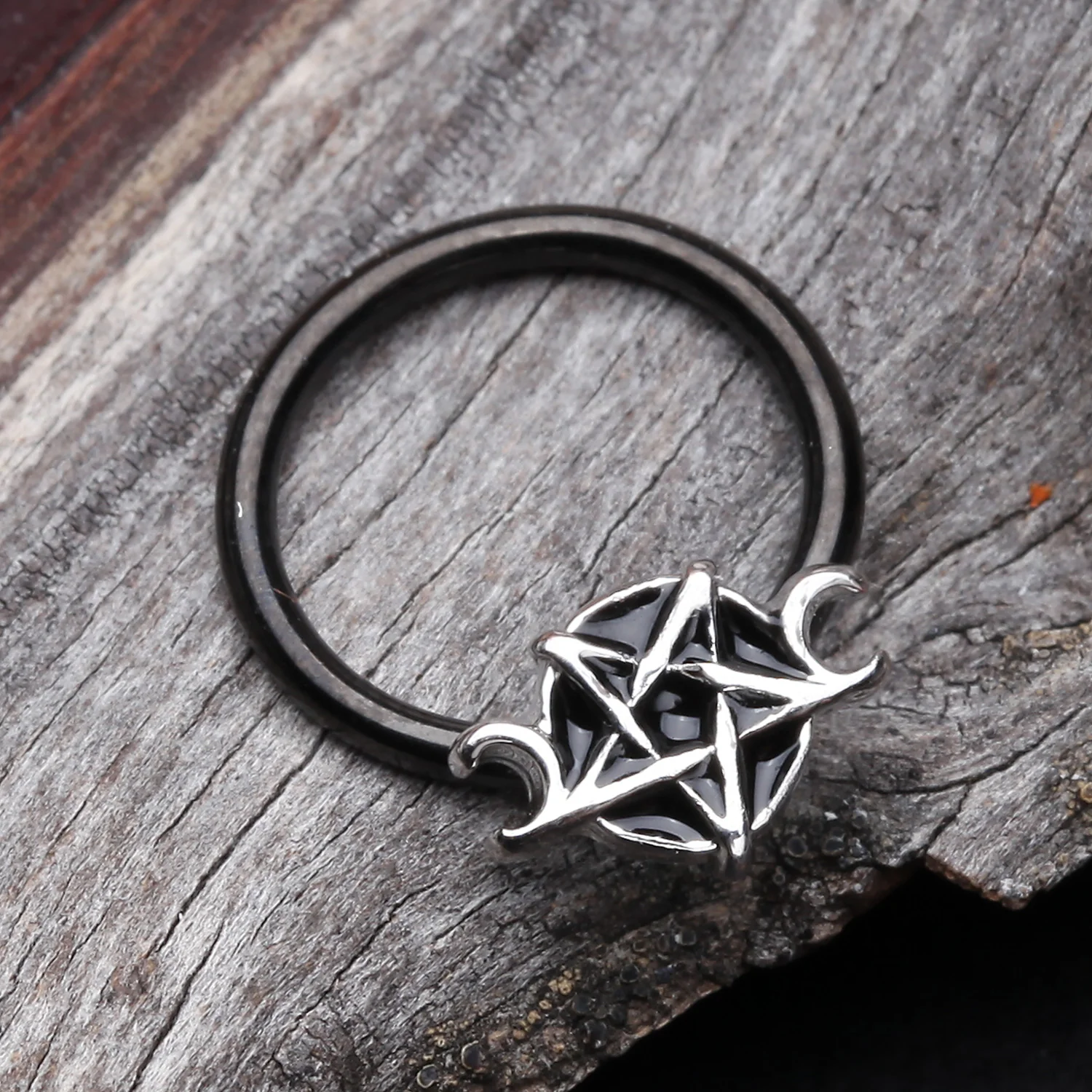 Blackline Triple Goddess Pentagram Captive Bead Ring - Image 2