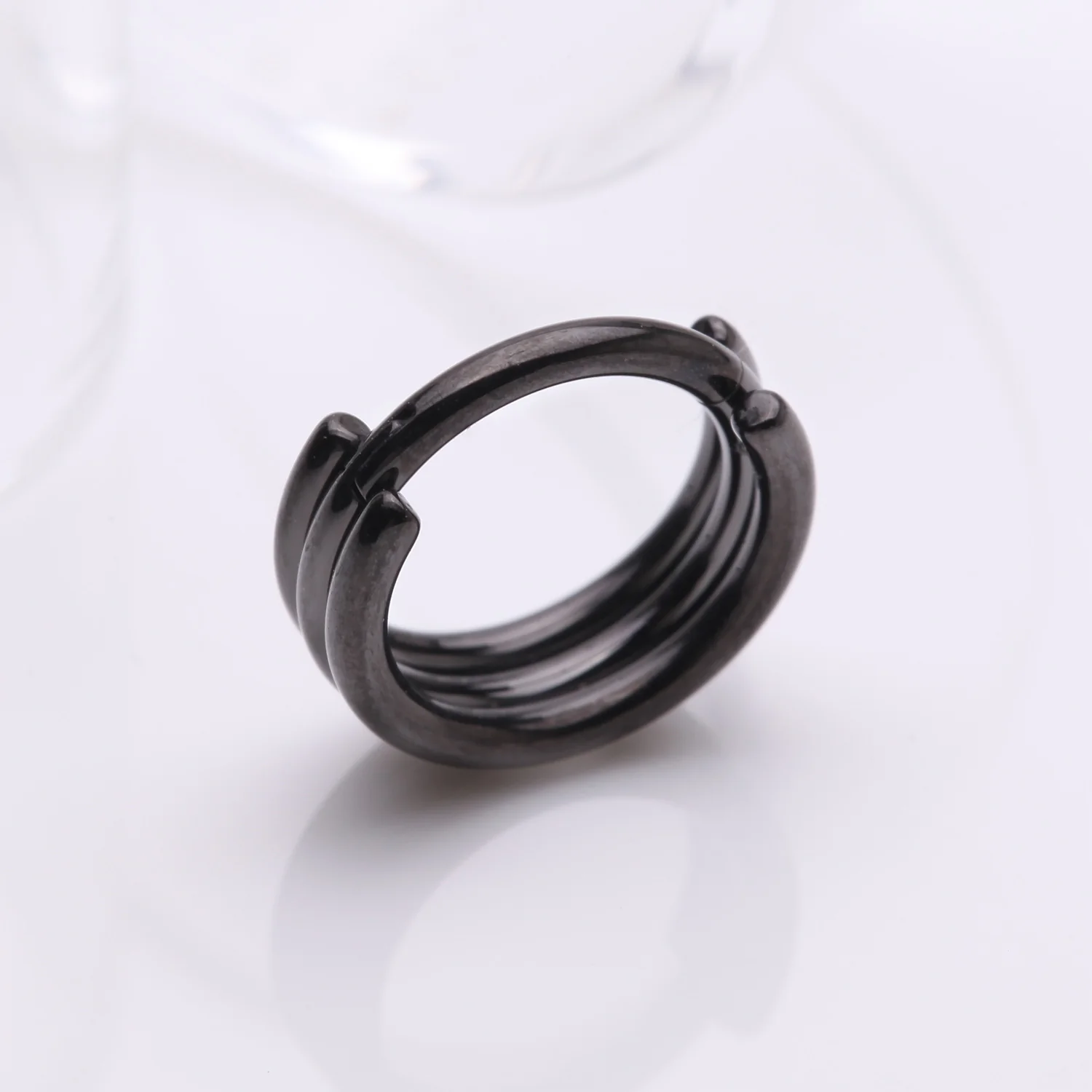 Blackline Triple Stack Hinged Steel Segment Clicker Ring - Image 2