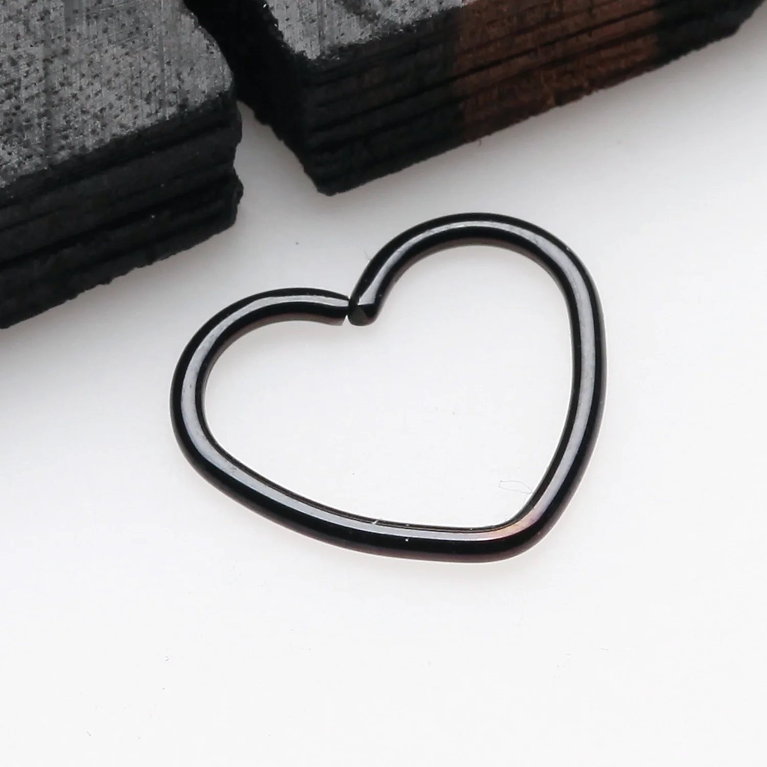 Colorline Heart Bendable Twist Hoop Ring - Image 2