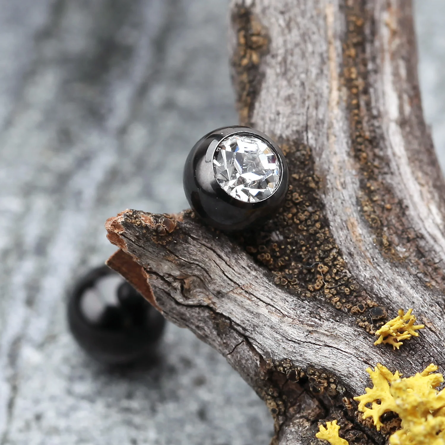 Blackline PVD Basic Gem Ball Barbell Tongue Ring - Image 2