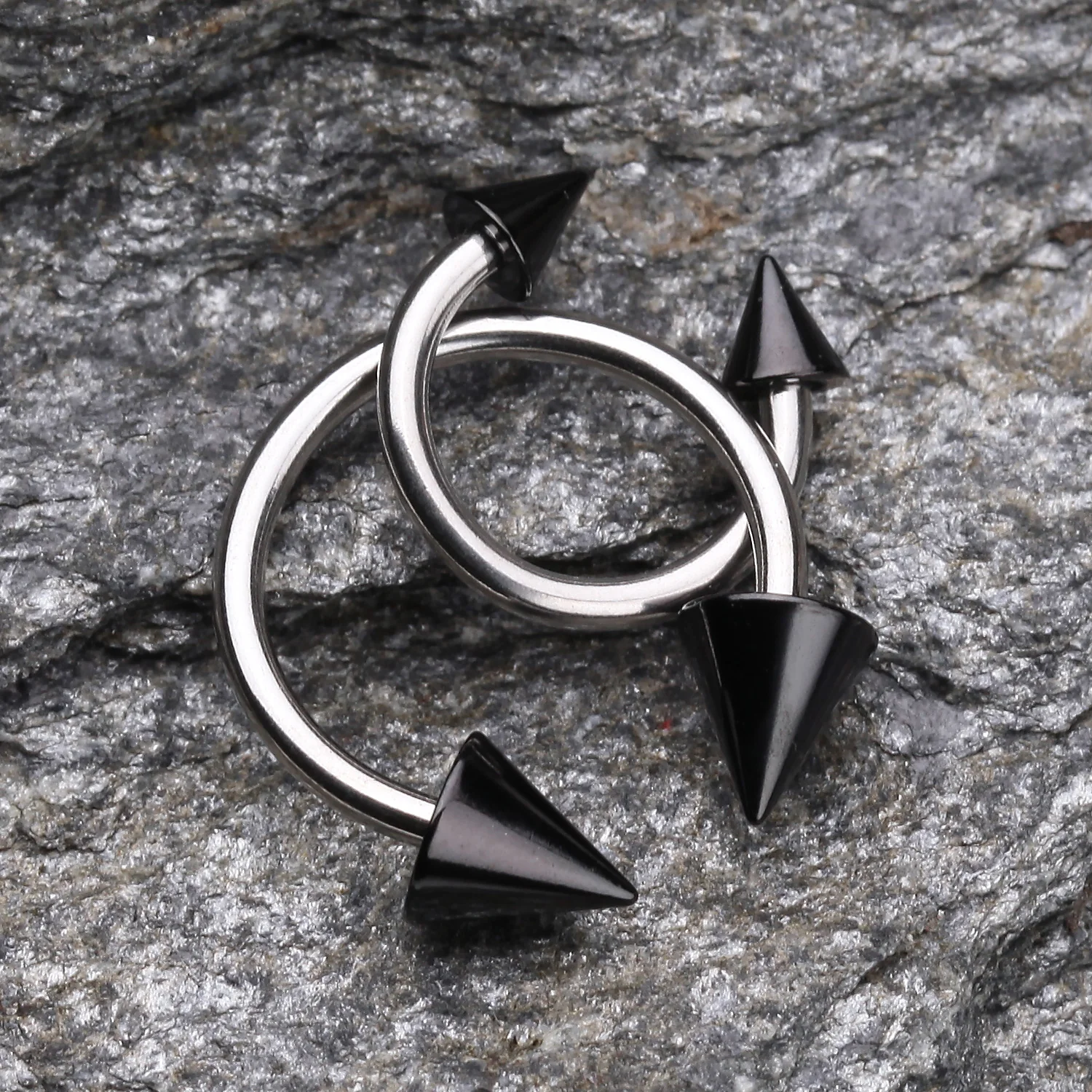 Colorline PVD Spike Ends Steel Horseshoe Circular Barbell - Image 2